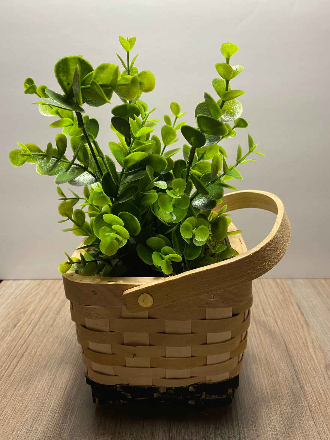 Petit panier de bois